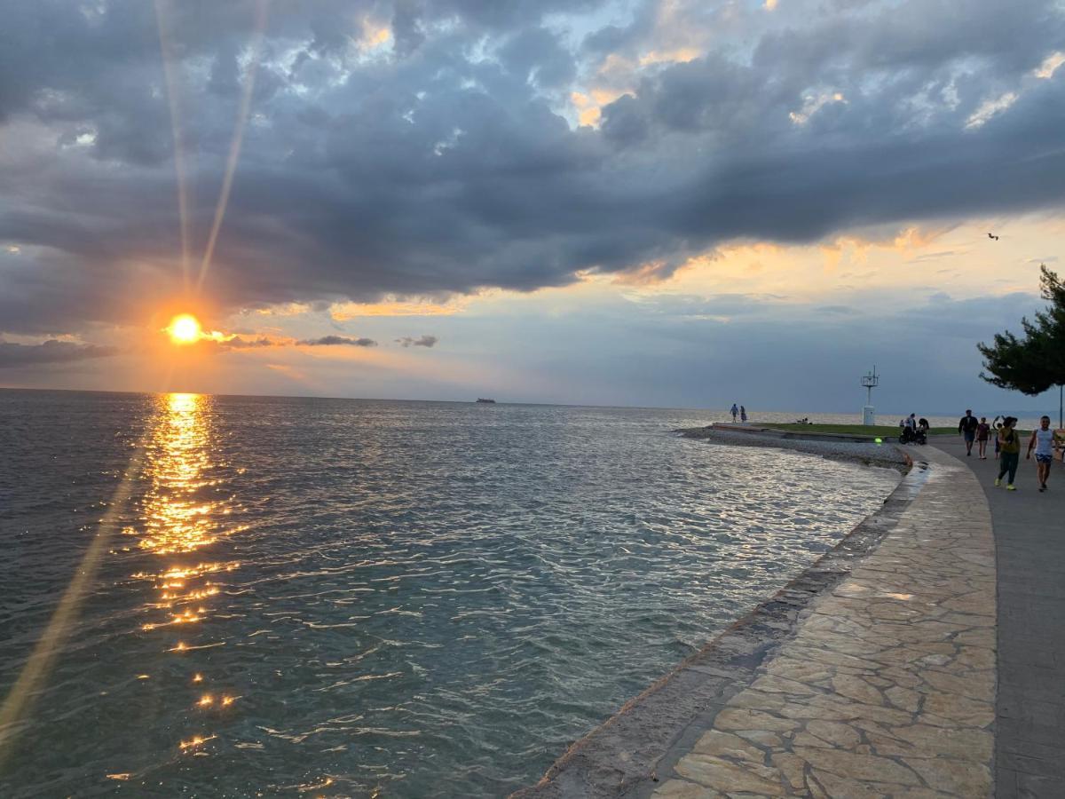 Apartma Sinitus Izola Exteriör bild