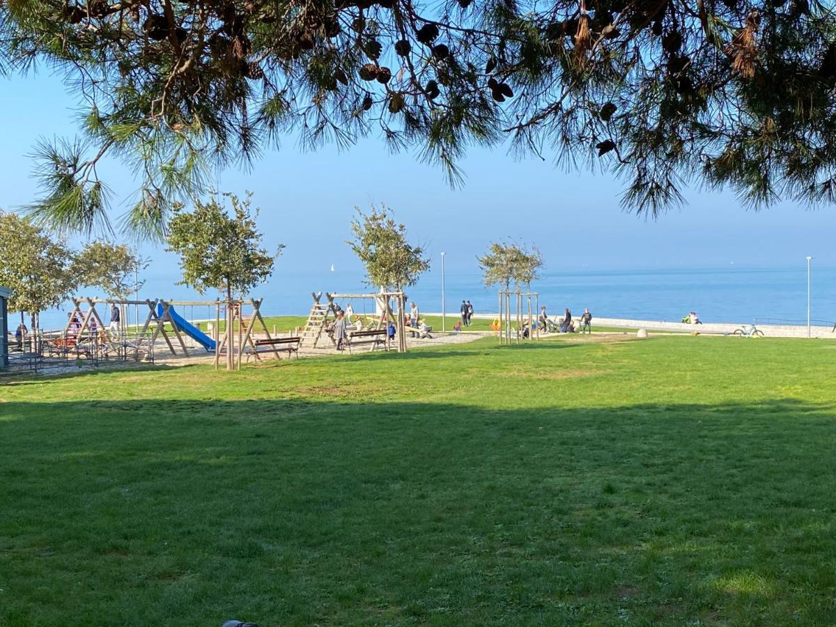 Apartma Sinitus Izola Exteriör bild